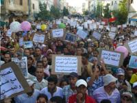 رويترز: مغاربة يحتجون على الانتخابات واندلاع عنف في الرباط 