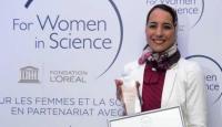 الباحثة المغربية هاجر المصنف تفوز بجائزة الذكاء الاصطناعي "ويمن تيك"