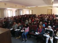 المئات من الشباب في دورة تكوينية مجانية لاجتياز مباراة الأساتذة أطر الأكاديمية