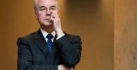 ها لمعقول .. استقالة وزير الصحة الأميركي بعد فضيحة استئجاره طائرات خاصة لتنقله