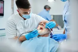 دراسة: مضادات الاكتئاب قد تقي من أمراض اللثة الشديدة