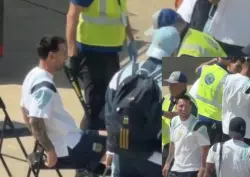 "لا استثناءات بالمطارات الأمريكية".. تفتيش دقيق لبعثة الأرجنتين في ميامي وميسي ينفجر ضاحكاً