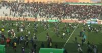بالفيديو: شغب جماهيري وأحداث دامية بعد نهاية ديربي الشرق