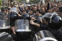 عاجل :حظر التجول في بعض مدن مصر و الرئيس مبارك يلقي خطابا بعد قليل 