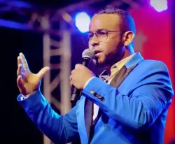 بكلمات من ذهب.. الزجال علي الفناني يهدي "أخبارنا" قصيدة زجلية احتفاءً بمسارها