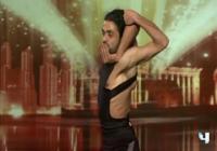 بالفيديو متسابق مغربي ذو جسد مطاطي يشعل خلافًا بين أعضاء لجنة Arabs Got Talent