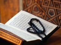 حكم  قراءة القران على الميت ... هل هي جائزة شرعا ؟