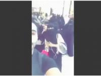 اعتقال فنان كويتي التقط "سيلفي" مع نساء في مول تجاري بالرياض
