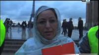 الجالية المغربية تحتج أمام السفارة الجزائرية بفرنسا