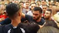 شباب يمسكون بأفراد عصابة و يقدمونهم للشرطة بطنجة
