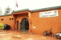 مستشار يفجرها : الرئيس هرب الأعضاء وقدم لهم رشاوى للتصويت عليه