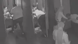 بالفيديو.. سائق يعتدي على سيدة أمام أطفالها بسبب خلاف على الأجرة في مصر