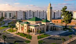 بعد طول انتظار.. مجلس الصخيرات يضع حداً لمعاناة نحو 80 ألف مواطن بإعلان انطلاق ورش بناء مسجد كبير