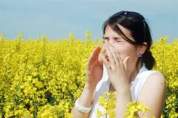 أعراضها مزعجة كثيراً... إليكم طرق الحماية من حساسية الربيع!