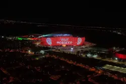 "المغرب، أرض الأنوار" تتألق على واجهة ملعب الأمير مولاي عبد الله في مبادرة ترويجية مبتكرة