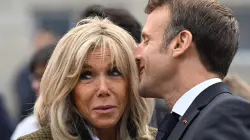 زوجة ماكرون غيّرت مظهرها وتدهورت صحتها بسبب شائعات أنها "رجل"