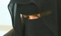 همزة الموسم : مليونيرة سعودية في الخمسين في انتظار عريس شاب، "اللي كال أنا يصيفط c.v