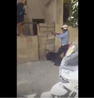 بالفيديو...رجال الأمن يطلقون النار على "مشرملين" يحملان السيوف بفاس