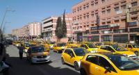 تنسيقية سيارات الأجرة بصنفيها بجهة بني ملال خنيفرة تقرر الالتحاق باضراب الشاحنات وتحتج على غلاء اسعار الكازوال