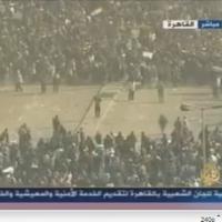 اشتباكات بين المعارضين وبلطجية مبارك 