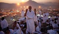 اعتقال شخص ادعى قربه من القصر الملكي لينصب على الراغبين في أداء مناسك الحج بدون قرعة