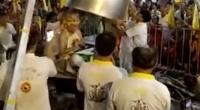 بالفيديو: يبخر نفسه حتى الموت بزعم تطهير روحه وجسده