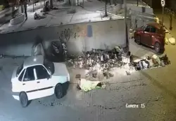 مشرد ينجو  بأعجوبة بعد دهسه بسيارة في تركيا (فيديو)