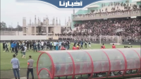لاعبو الجيش الملكي يحيون الجماهير بعد نهاية مباراة الفتح وخسارة اللقب