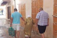 الفايسبوكيون يصنعون الحدث مجددا بمبادرة إنسانية رائعة موجهة للمسنين:"جيبها تعيد معك"
