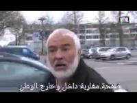 شاهد رد رئيس احدى الجمعيات المغربية بهولاندا على صحفي ليبي حاول استفزازه