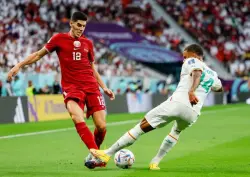 لاعب من أصل مغربي يشارك مع منتخب قطر في مونديال 2026