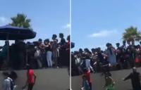تدافع وفوضى من أجل الولوج للمسبح الكبير بالرباط