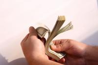حكومة بنكيران تحطم الرقم القياسي في الإنفاق على فوائد القروض