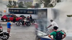 فاس.. حريق مفاجئ يلتهم محرك حافلة للنقل الحضري ويثير هلع المواطنين