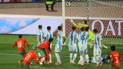 نجم برشلونة السابق يثير غضب الجماهير الأرجنتينية بعد تتويج المغرب بكأس العالم