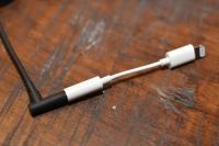 شاهد سماعات هاتف آي فون 7 المرتقب مع وصلة Lightning