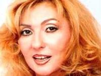 شباب الفيس بوك يطالبون نادية الجندي بتجسيد شخصية سوزان مبارك