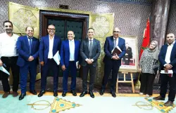 "السعدي" يستجيب لمطالب موظفي وموظفات غرف الصناعة التقليدية