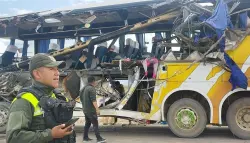 تصادم مروع بين حافلتين في بوليفيا يخلف 37 قتيلاً وعشرات الجرحى