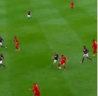 جيوفينكو يهين دفاع المنافس في الدوري الامريكي