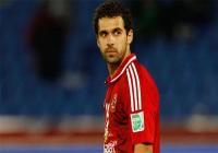 بالفيديو .. نايضة في الأهلي قبل مواجهة تطوان .. اشتباك بين لاعب أهلاوي و صحفي بعد الهزيمة أمام المقاولون !
