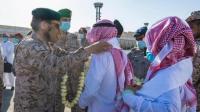 وصول طائرة الأسرى السعوديين إلى الرياض!