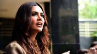 ممثلة شهيرة تثير الجدل: "اغتصبني بعينيه وسأقاضيه"