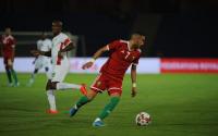 تسلل واضح : وخا العقد ديالها سالا هدي شهر.. المنتخب يواصل اللعب بأقمصة "أديداس".. فمن المستفيد من العملية؟