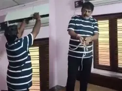 لحظة العثور على ثعبان وصغاره داخل جهاز تكييف (فيديو)