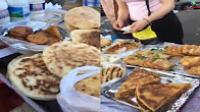 شوفو سويقة شعبية في باريس تيبيعو فيها شهيوات مغربية