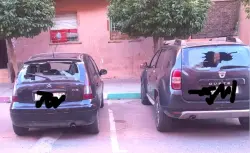 توالي اعتداءات "القرقوبي".. شاب عشريني يهدد أمن الساكنة ويهشم زجاج 17 سيارة