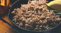 مقارنة بين فوائد الكينوا والأرز البني