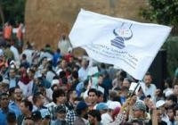 مدون معروف يقصف "البيجيدي" ويتهمه بالركوب على حملة المقاطعة الشعبية وابتزاز الدولة ويحذر من النزول إلى الشارع يوم غد