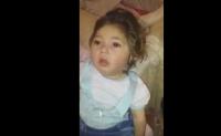 بسبب خطأ طبي طفلة لا ترى ولا تفكر ولا تتحرك